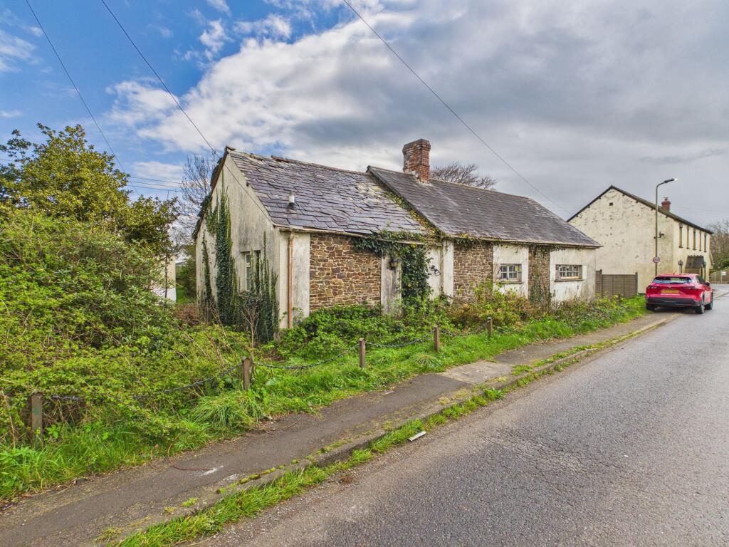 Main image of property: Milton Damerel, Venn Green, EX22