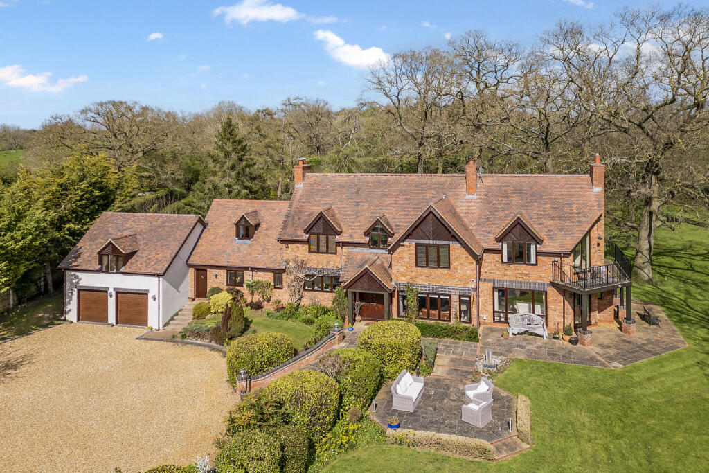 Main image of property: Welcombe Hills, Stratford-Upon-Avon, CV37
