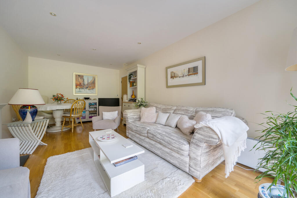 South Park, Gerrards Cross, Buckinghamshire – pohled 2