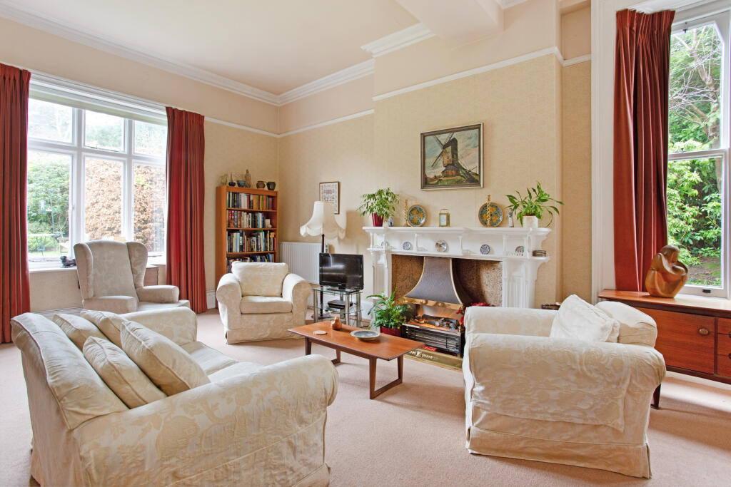 Broadwater Down, Tunbridge Wells, TN2 - View 3