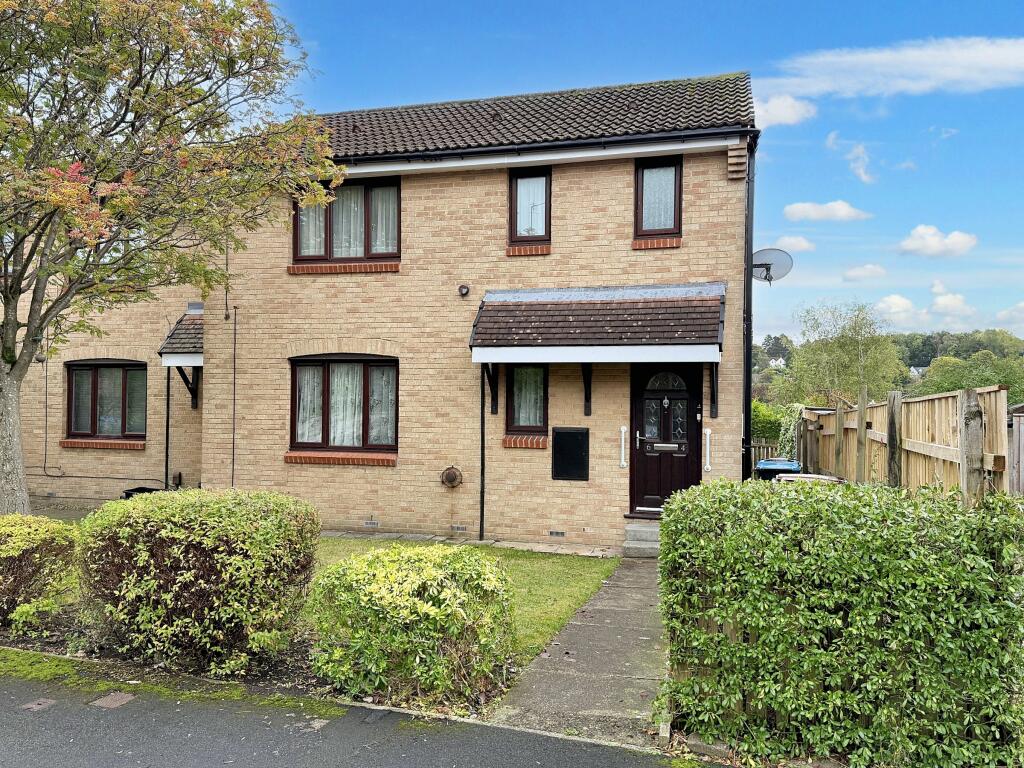 1-bed flat on Hartwith Close, Harrogate, £120,000