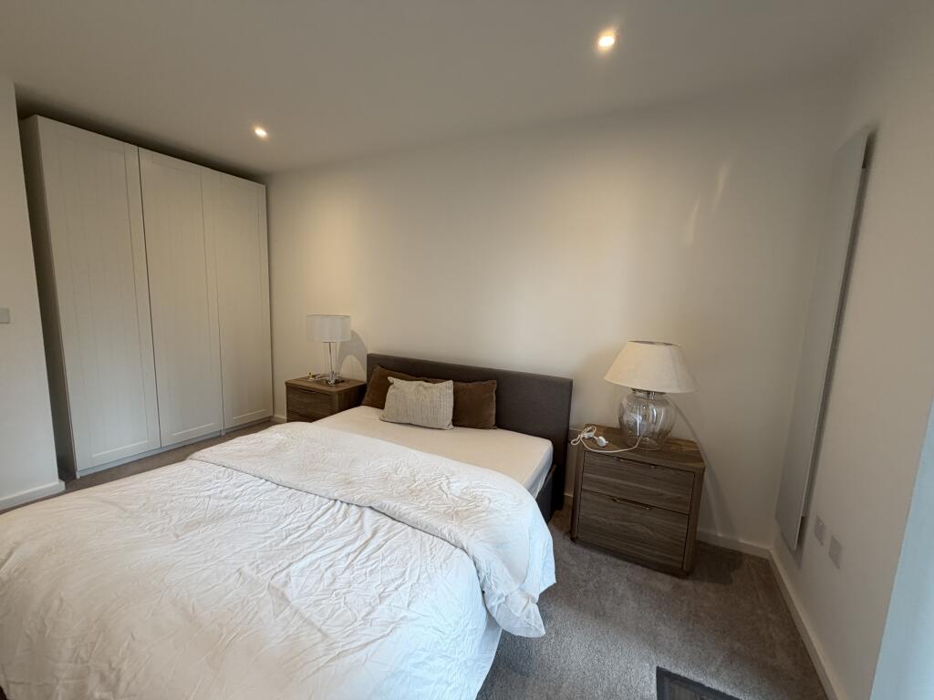 Apartment in Manchester - View 5