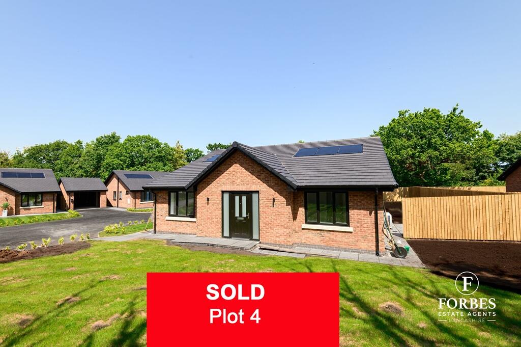 3-bed house on Plot 4, Huntley Close, Preston New Road, Samlesbury, PR5, £475,000