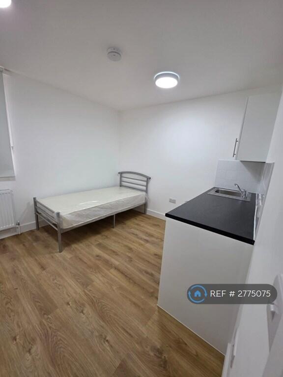 1 bedroom flat share for rent