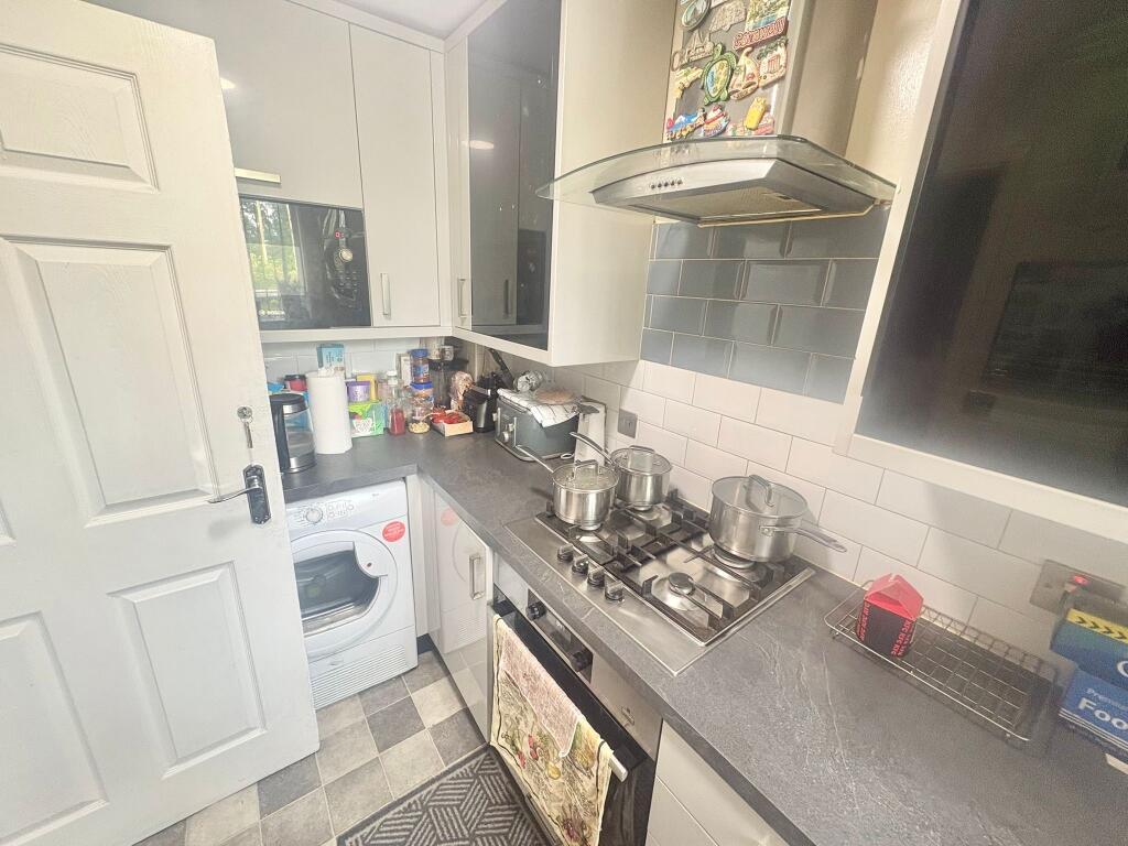 House in Dudley - View 3