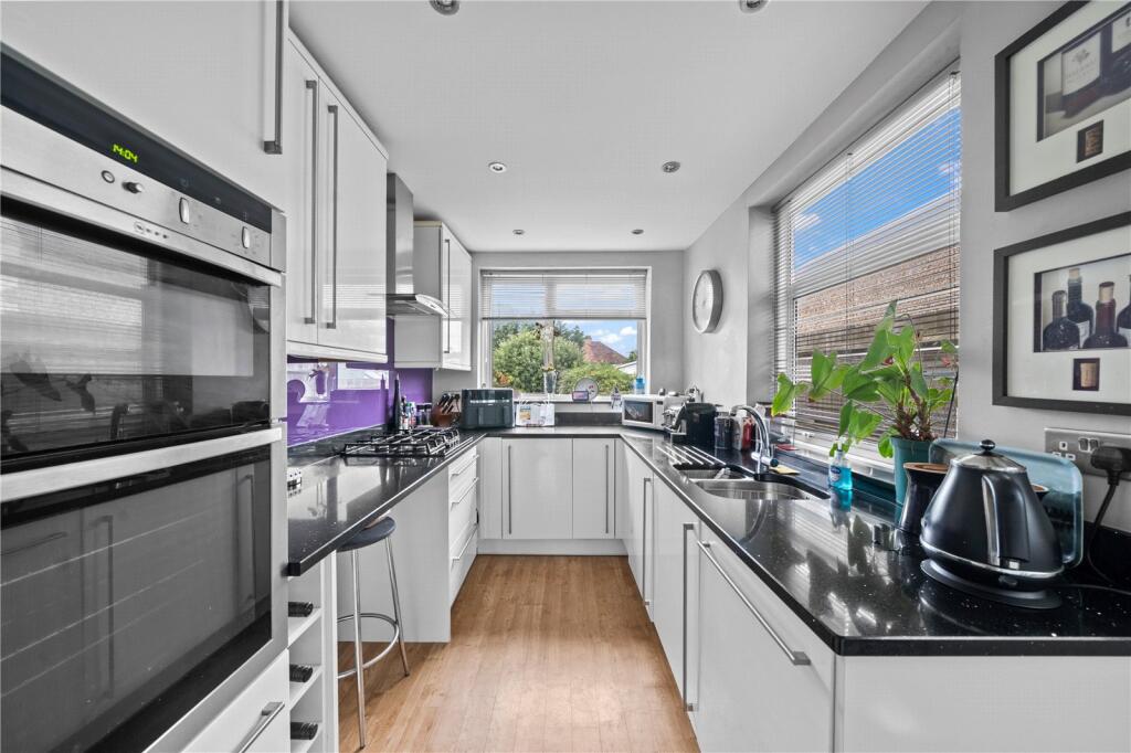 House in London, The Wrythe - View 4