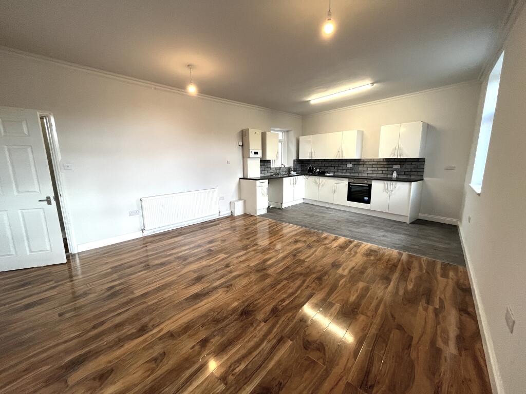 Apartment in Norwich - View 2