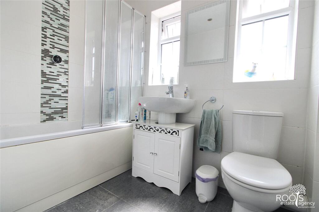 Medway Close, Thatcham, Berkshire, RG18 - View 6
