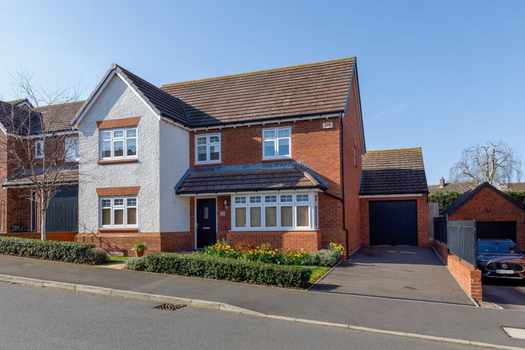 Main image of property: Bloxham Way, Radford Semele, Leamington Spa, CV31