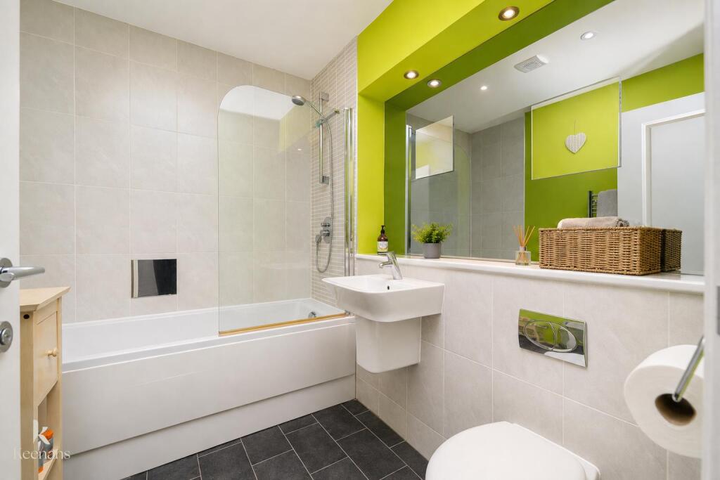 House in Ribble Valley, Barrow - More