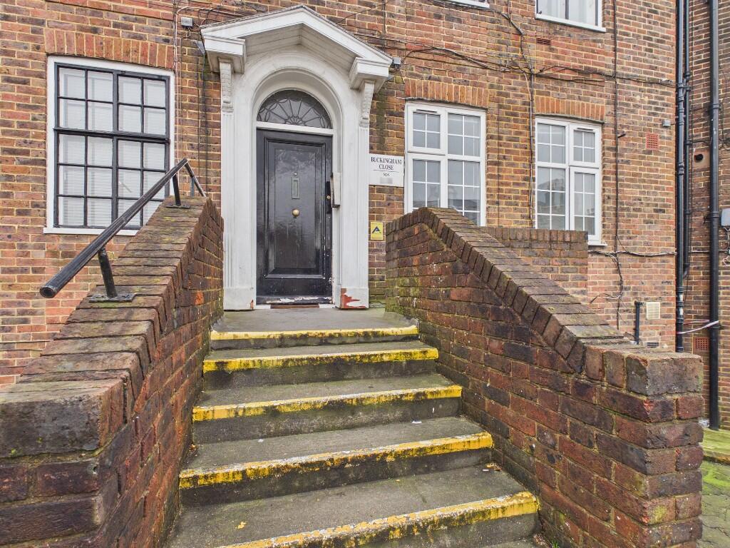 Main image of property: Buckingham Close, Bath Street, BN1