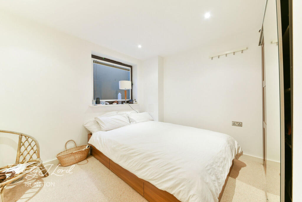 Main image of property: Eagle Wharf Road, London