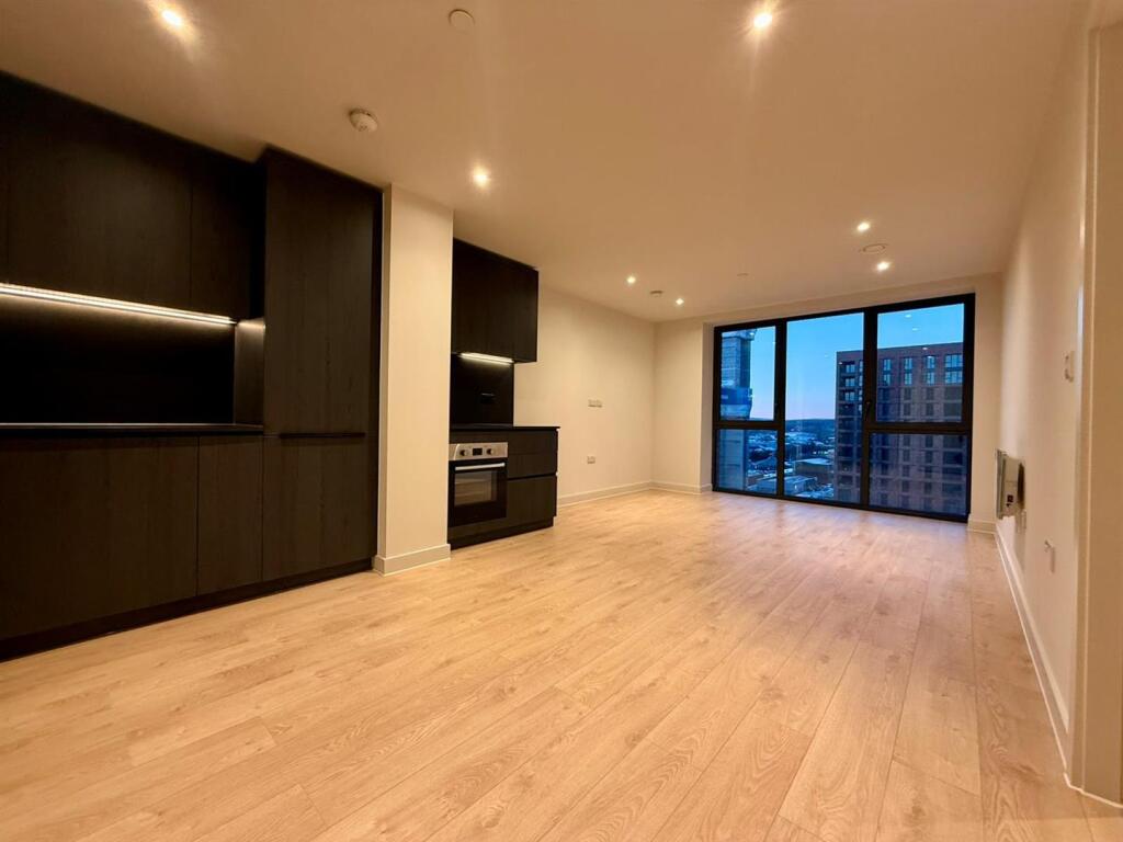 Main image of property: Waterhouse Gardens, Manchester