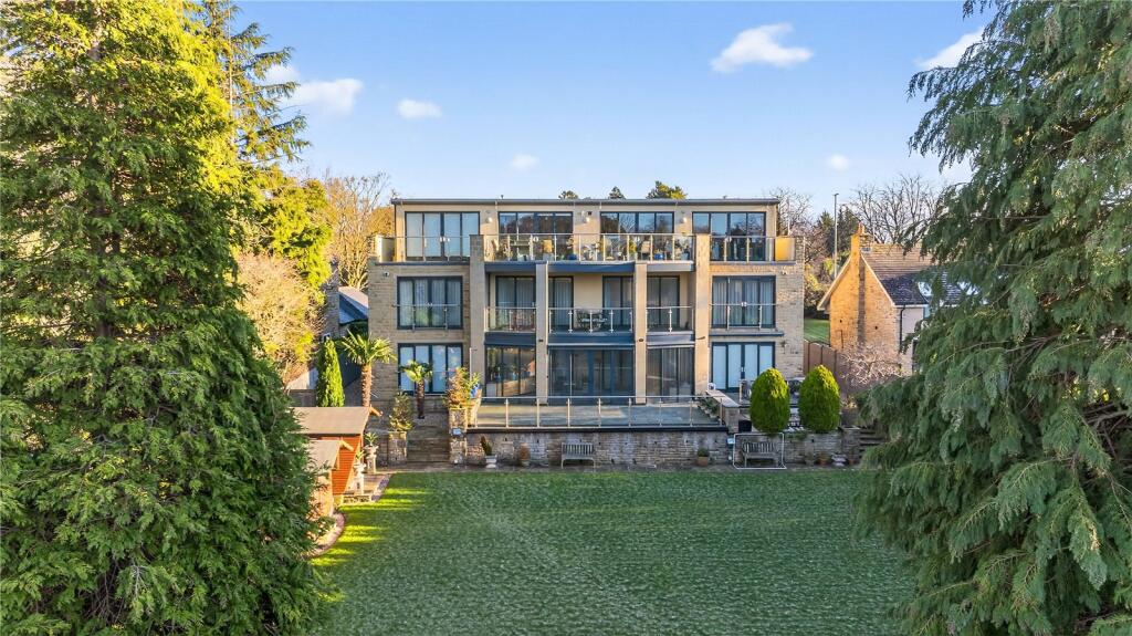Main image of property: Apartment B, High Winds, 513 Harrogate Road, Leeds, West Yorkshire