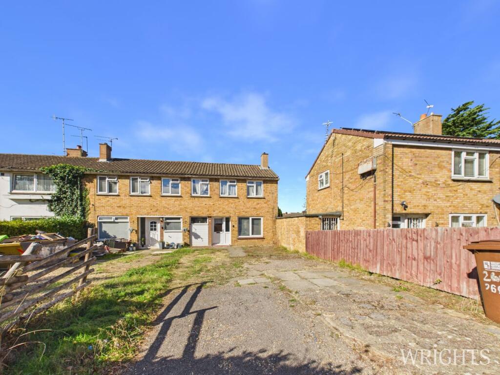Main image of property: Bishops Rise, Hatfield, AL10