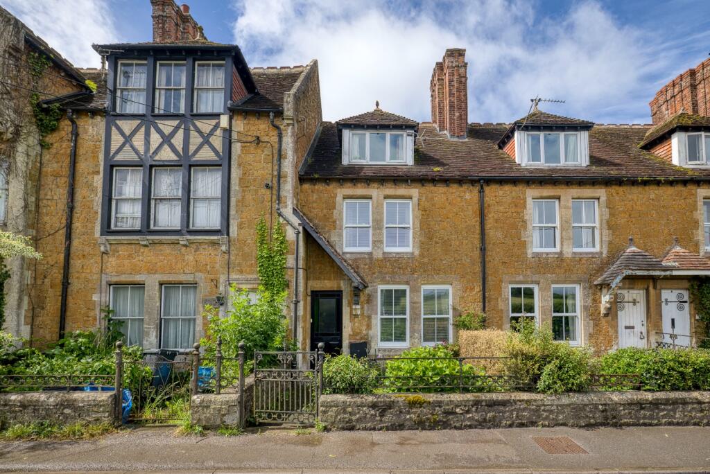 Main image of property: Cumnock Terrace, Castle Cary