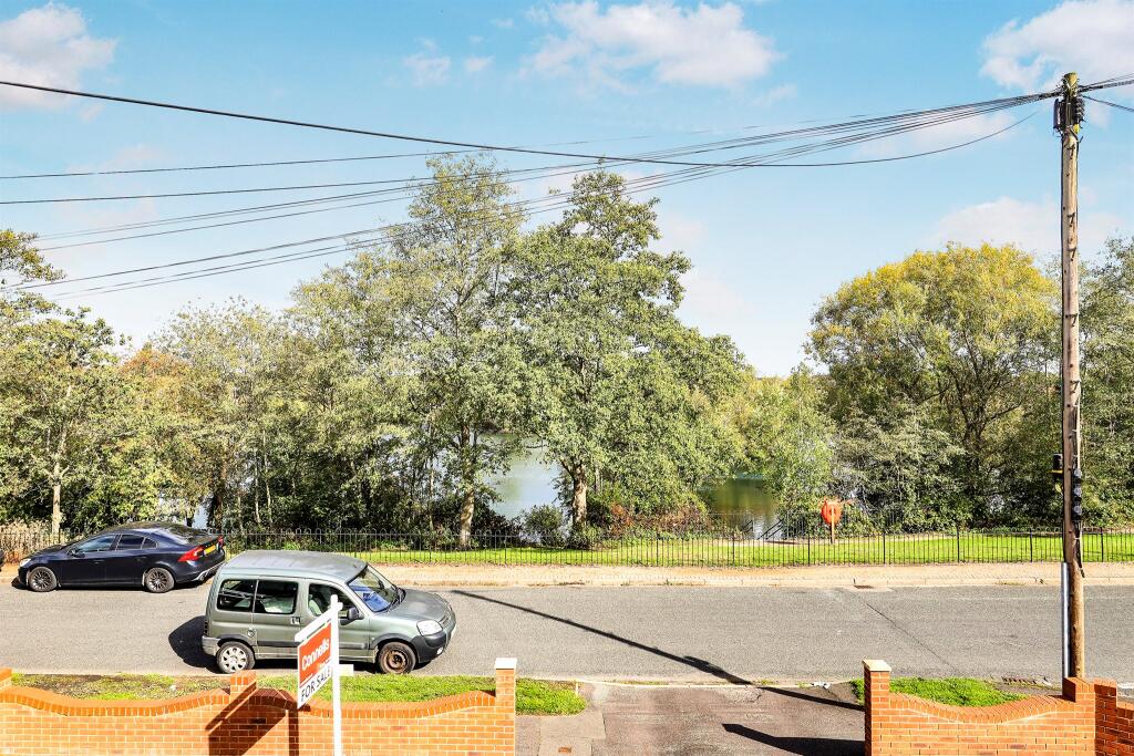 House in Wolverhampton, West Midlands - View 3