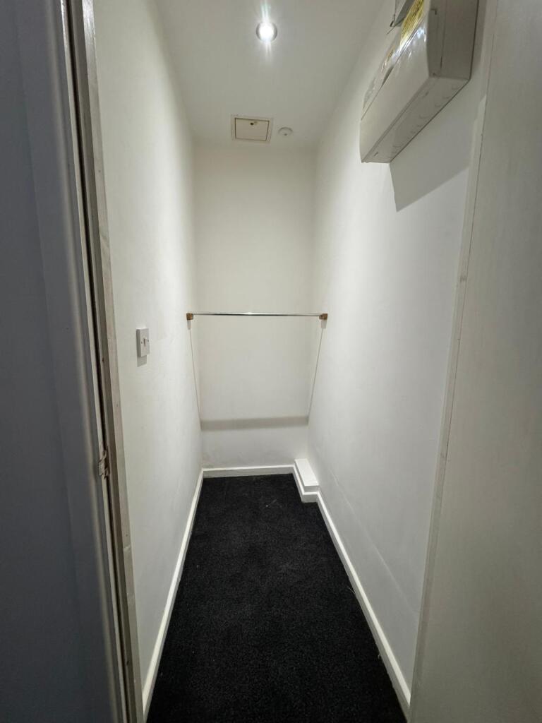 Apartment in Dudley - View 5