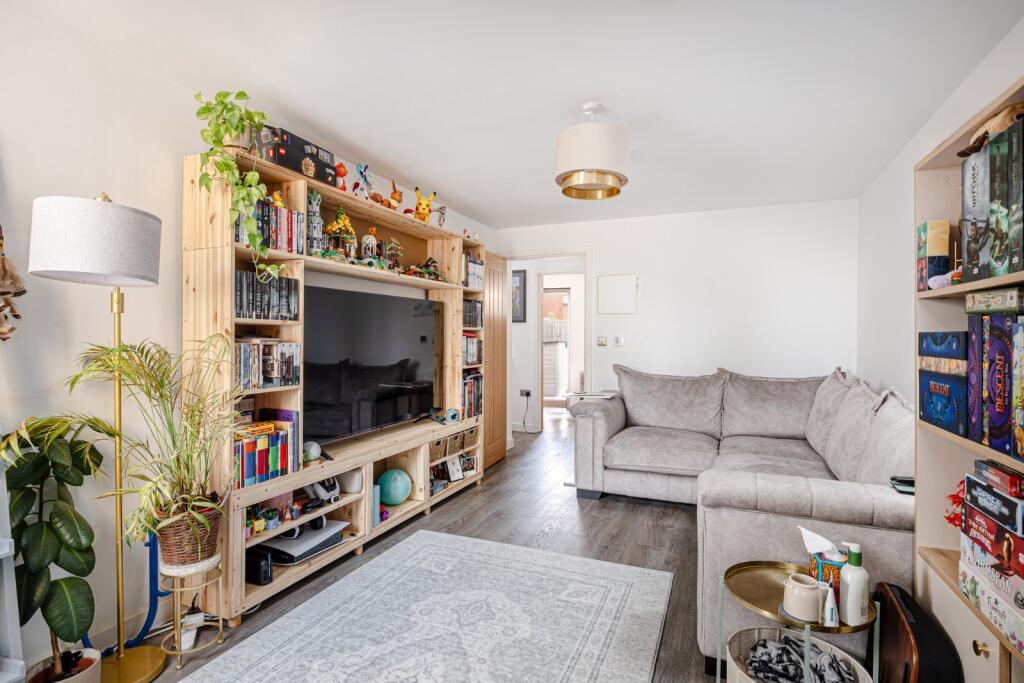 Killick Crescent, Bishop's Stortford, Hertfordshire, CM23 photo 3