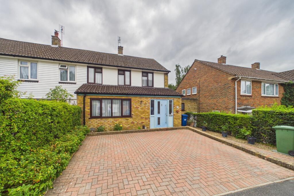 Main image of property: Saffron Road, Bracknell, Berkshire, RG12