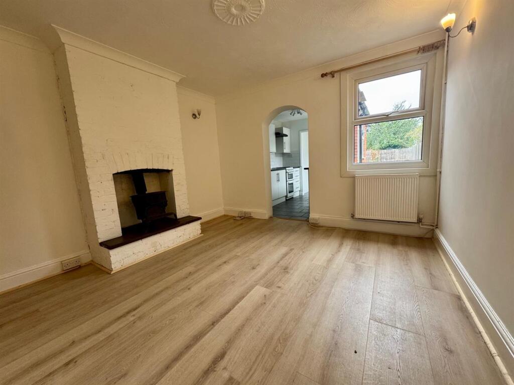 Princes Road, Burnham-on-Crouch photo 4