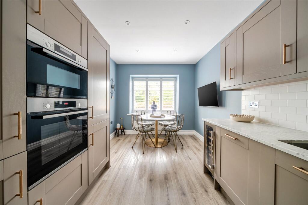 House in Waverley, Cranleigh - View 2