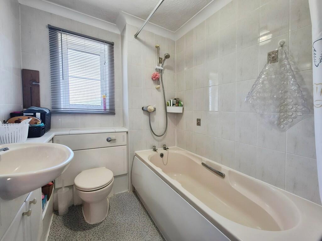 Additional image 12 of Foxglove Way, Yeovil