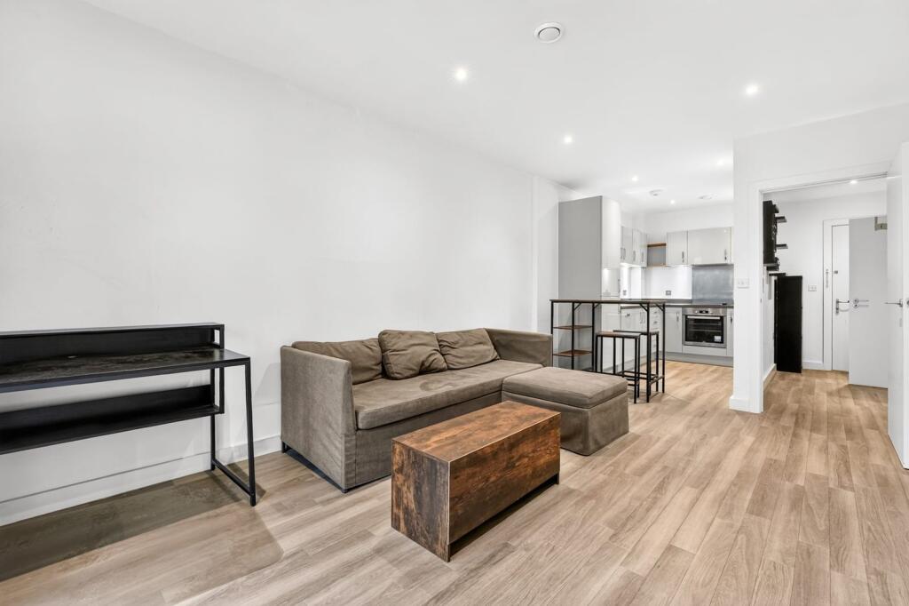 Apartment in London - View 3