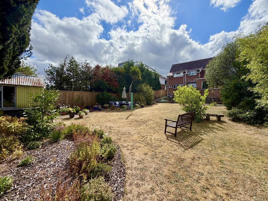 Upton Way, Broadstone photo 4