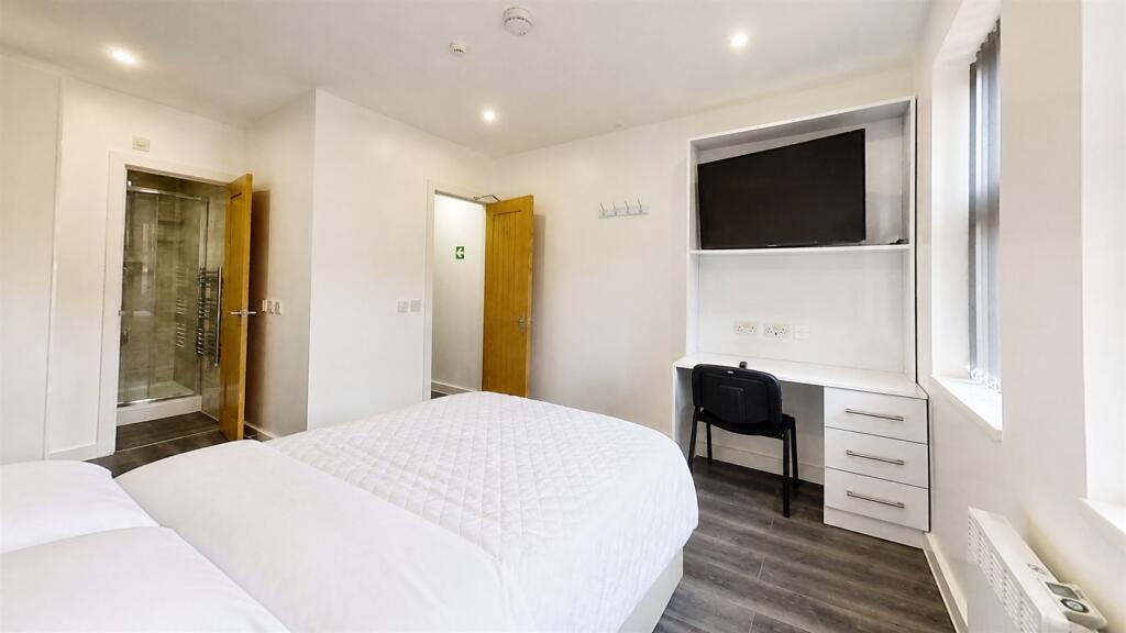 House in Birmingham, Bournbrook - View 3