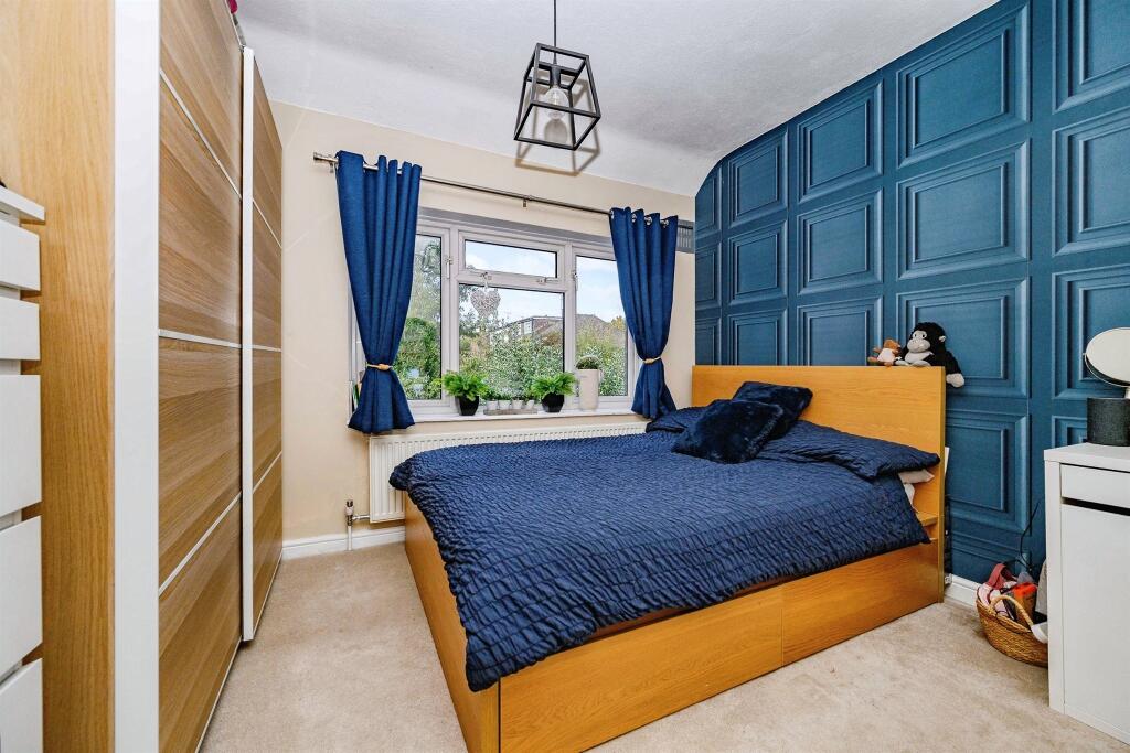 House in Watford, Hertfordshire - View 4
