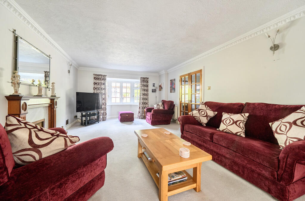 House in Southampton - View 2