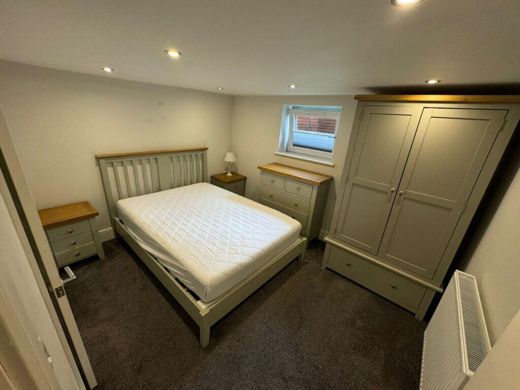 Main image of property: Room 1, St Lukes Crescent, Leeds, LS11 8LA
