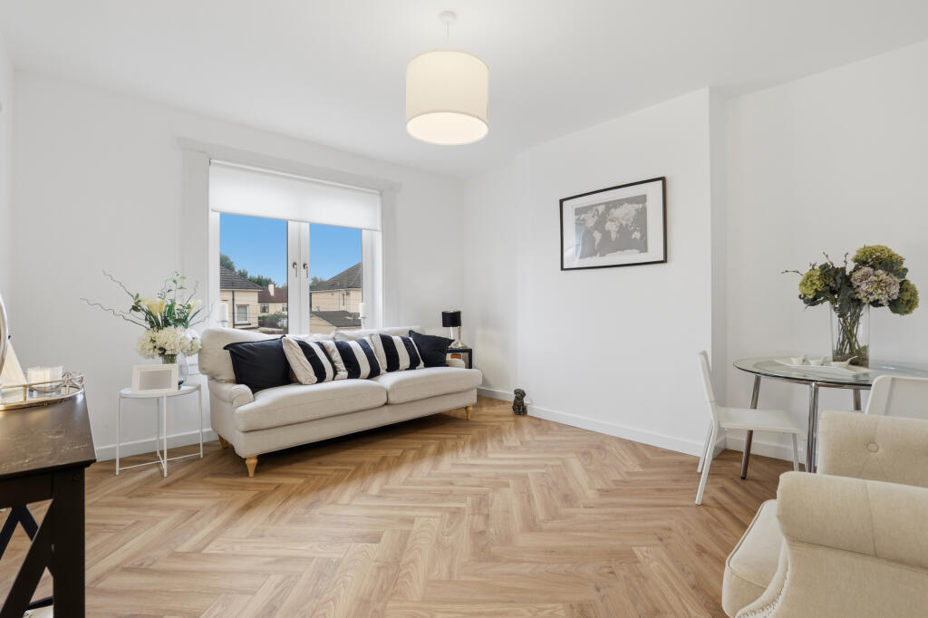 Apartment in Glasgow - View 2