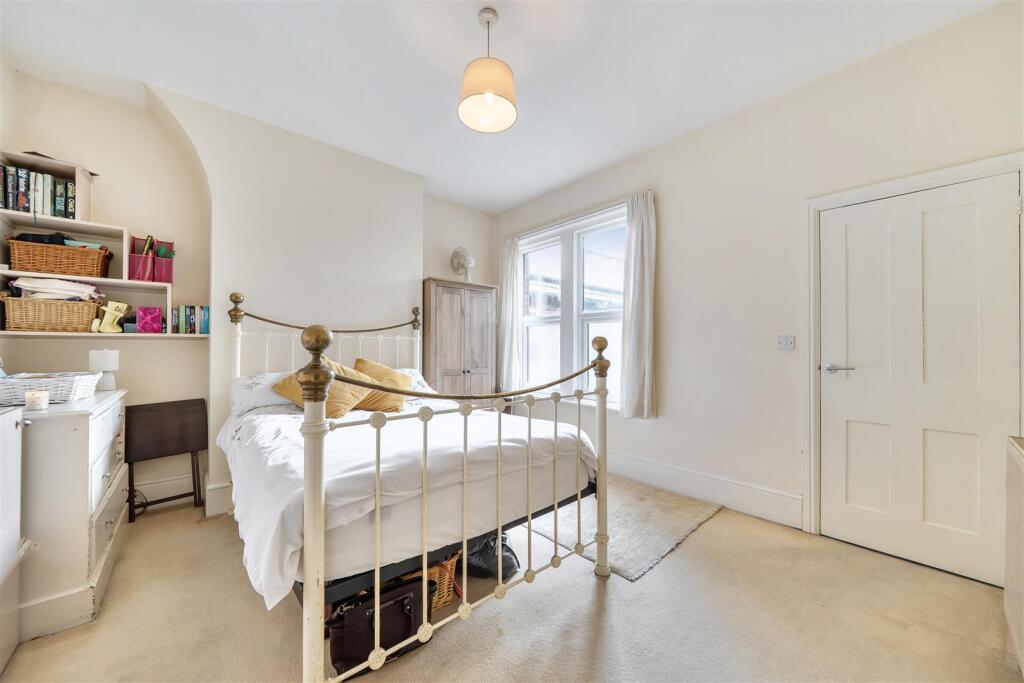 House in Arun, Littlehampton - More