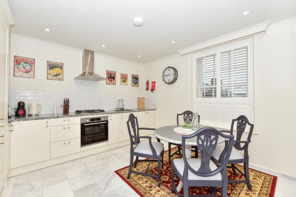Apartment in Thanet, East Cliff, Ramsgate - View 3
