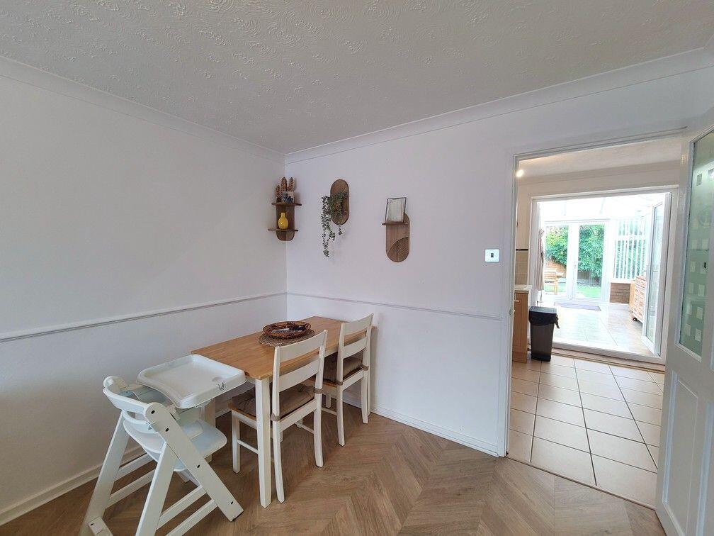 House in Southampton - More
