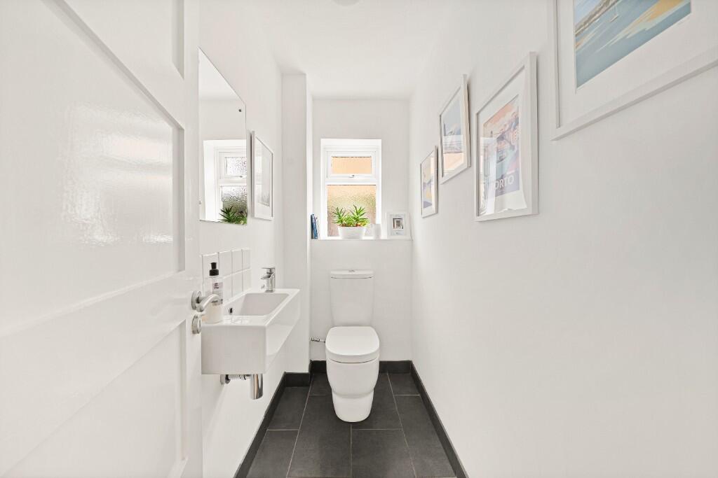 Additional image 16 of Douglas Road, Harpenden, Hertfordshire, AL5