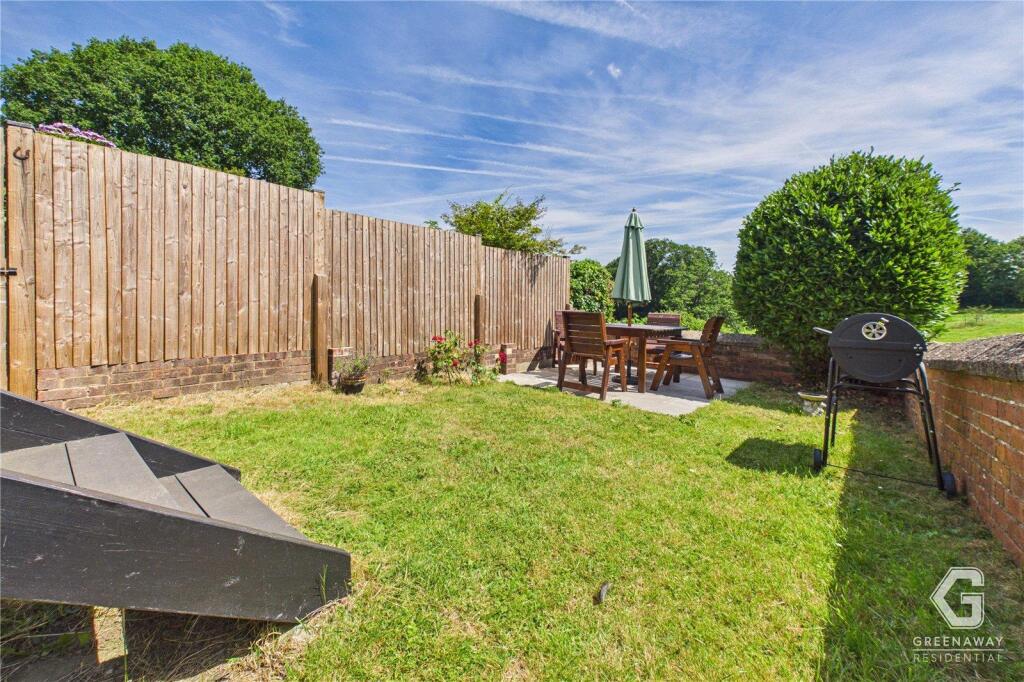 House in Redhill - View 4
