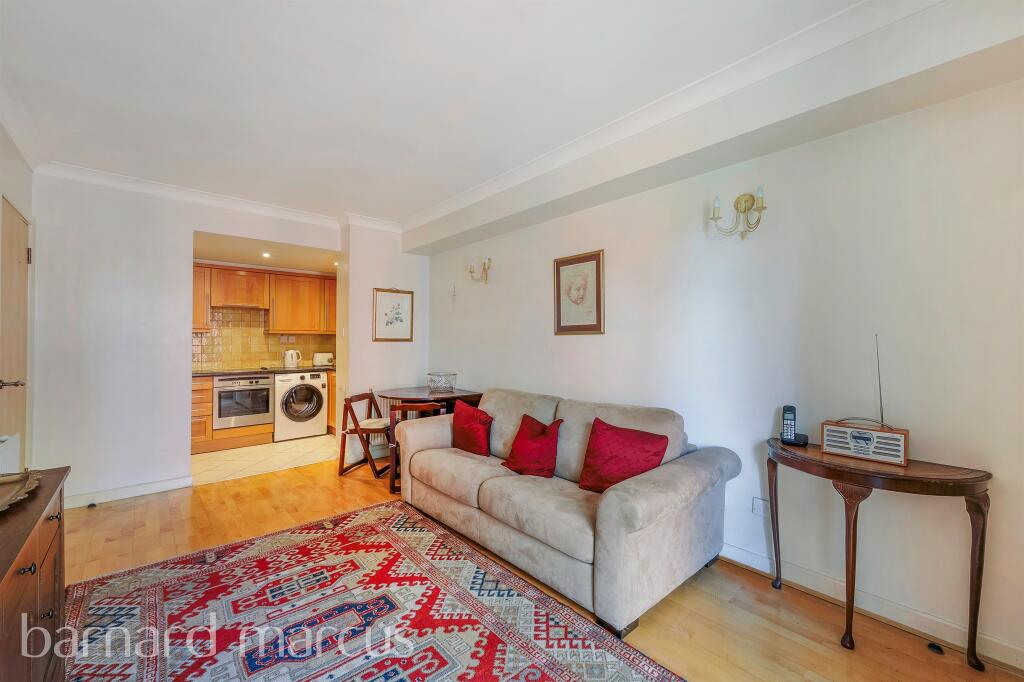 High Street, Purley - View 4