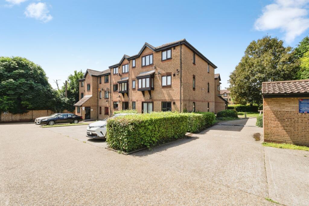 Main image of property: Linnet Way, Purfleet-On-Thames