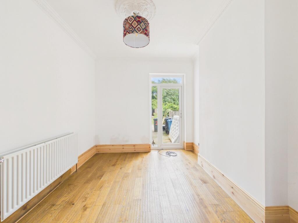 House in Hull, Mile House, Garden Village - More