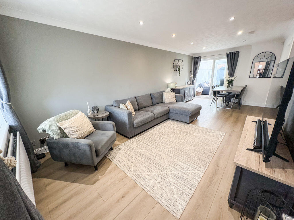 House in Newcastle upon Tyne - View 5
