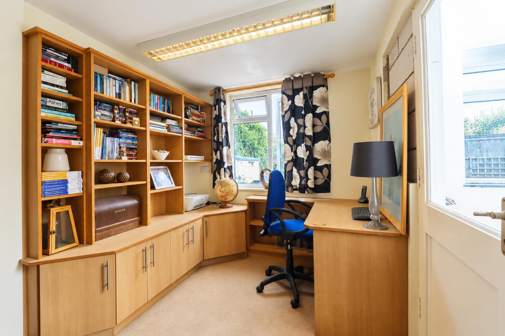 House in West Oxfordshire, Woodstock - View 4