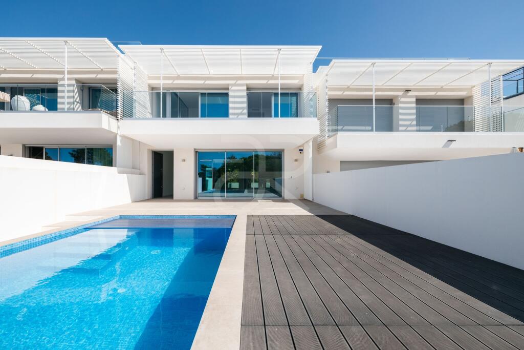Main image of property: Algarve, Almancil