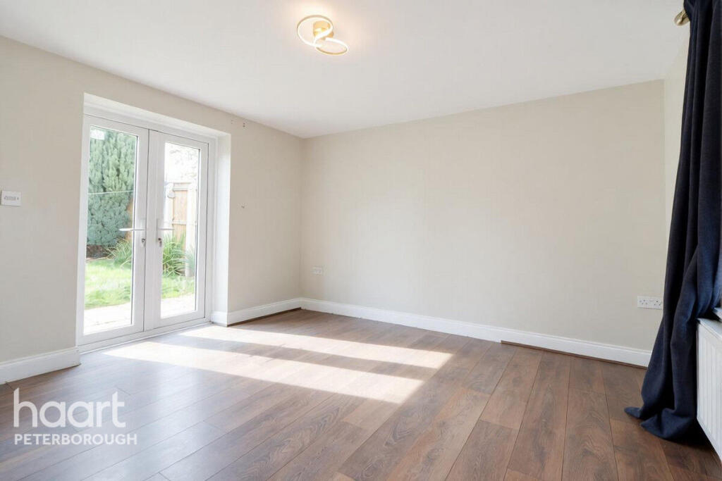 House in Peterborough - View 4