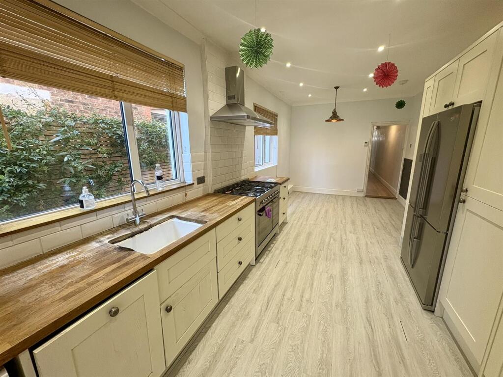 House in Portsmouth, Southsea - View 4