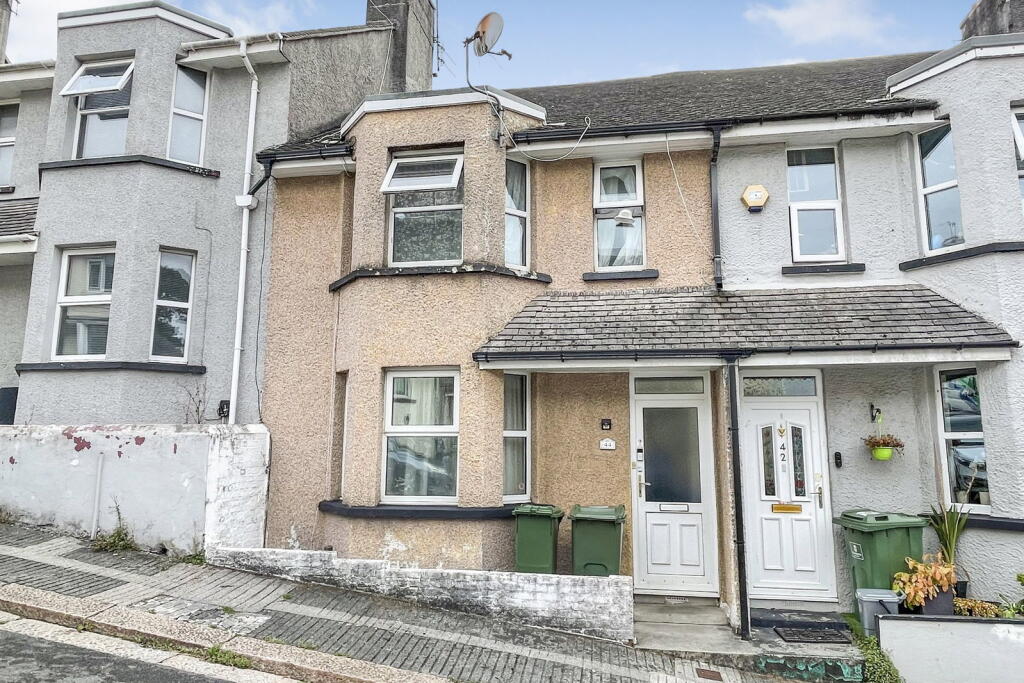 Main image of property: Warleigh Avenue,Keyham,Plymouth,Devon,PL2 1NW