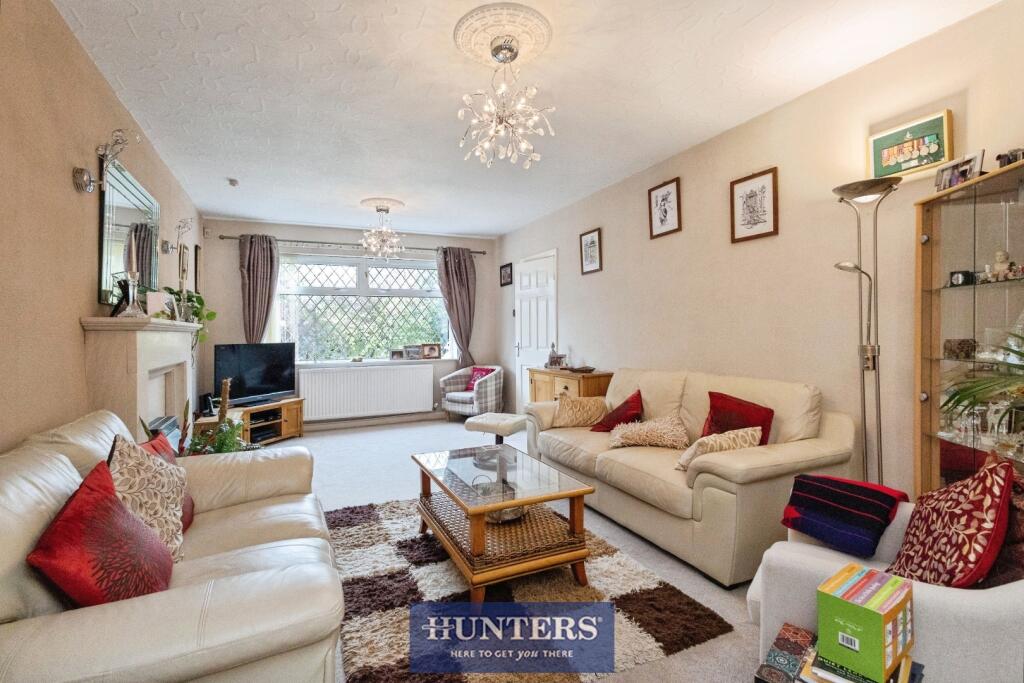 House in Tameside, Greater Manchester - View 5