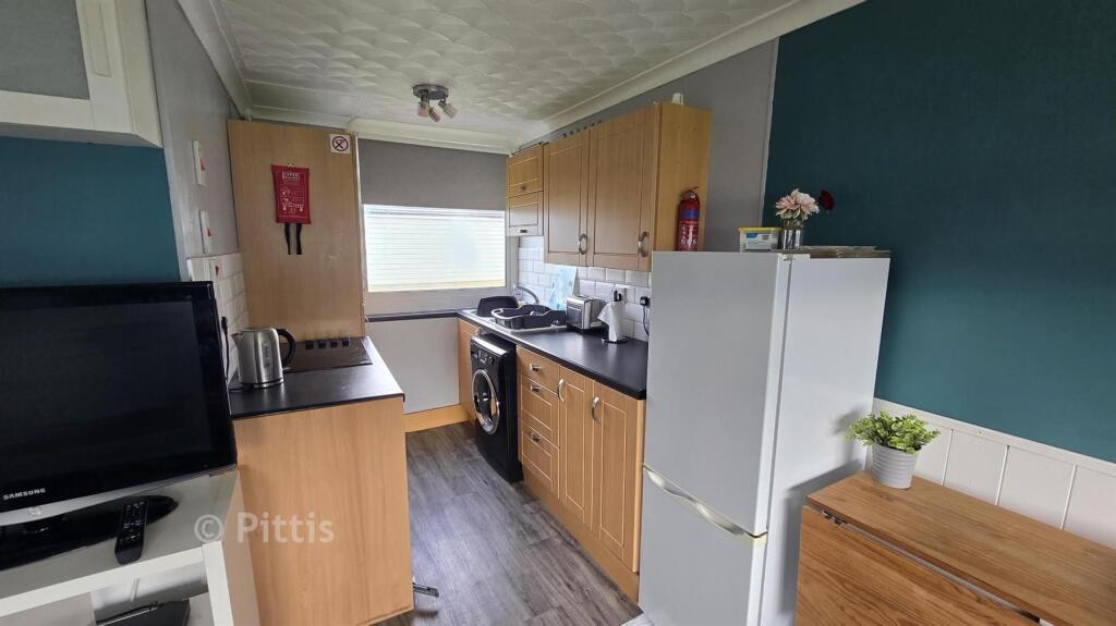 Yaverland Road, Sandown, Isle of Wight photo 3